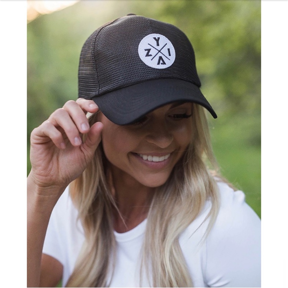 ZYIA- X Mesh Hat